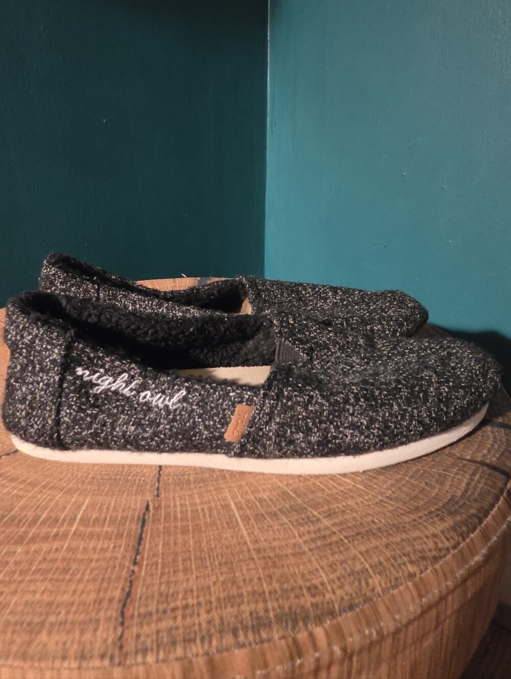 Toms Night Owl Black Speckled Tweed Slip On Shoe With Fleecy Lining Women Size 6